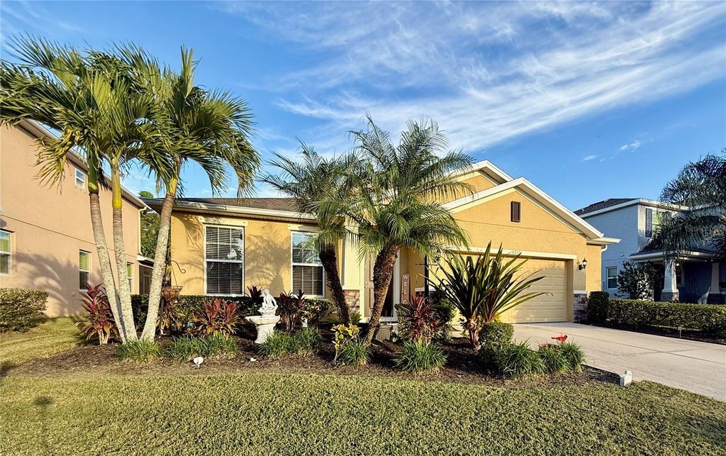 Photo of 6121 35th Court E, Bradenton, FL 34203 (MLS # A4653677)