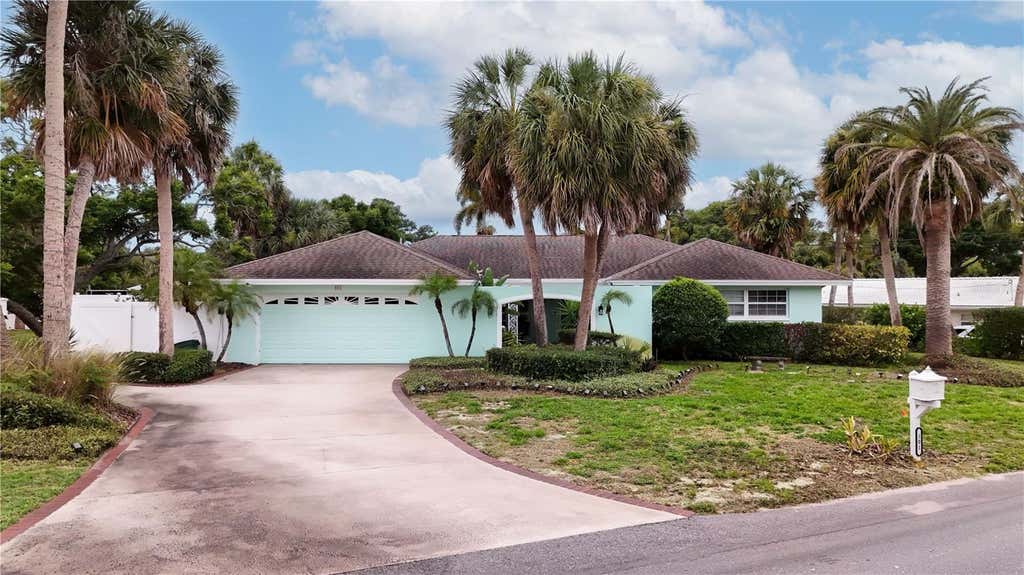 Photo of 301 Palm Drive, Largo, FL 33770 (MLS # TB8516028)