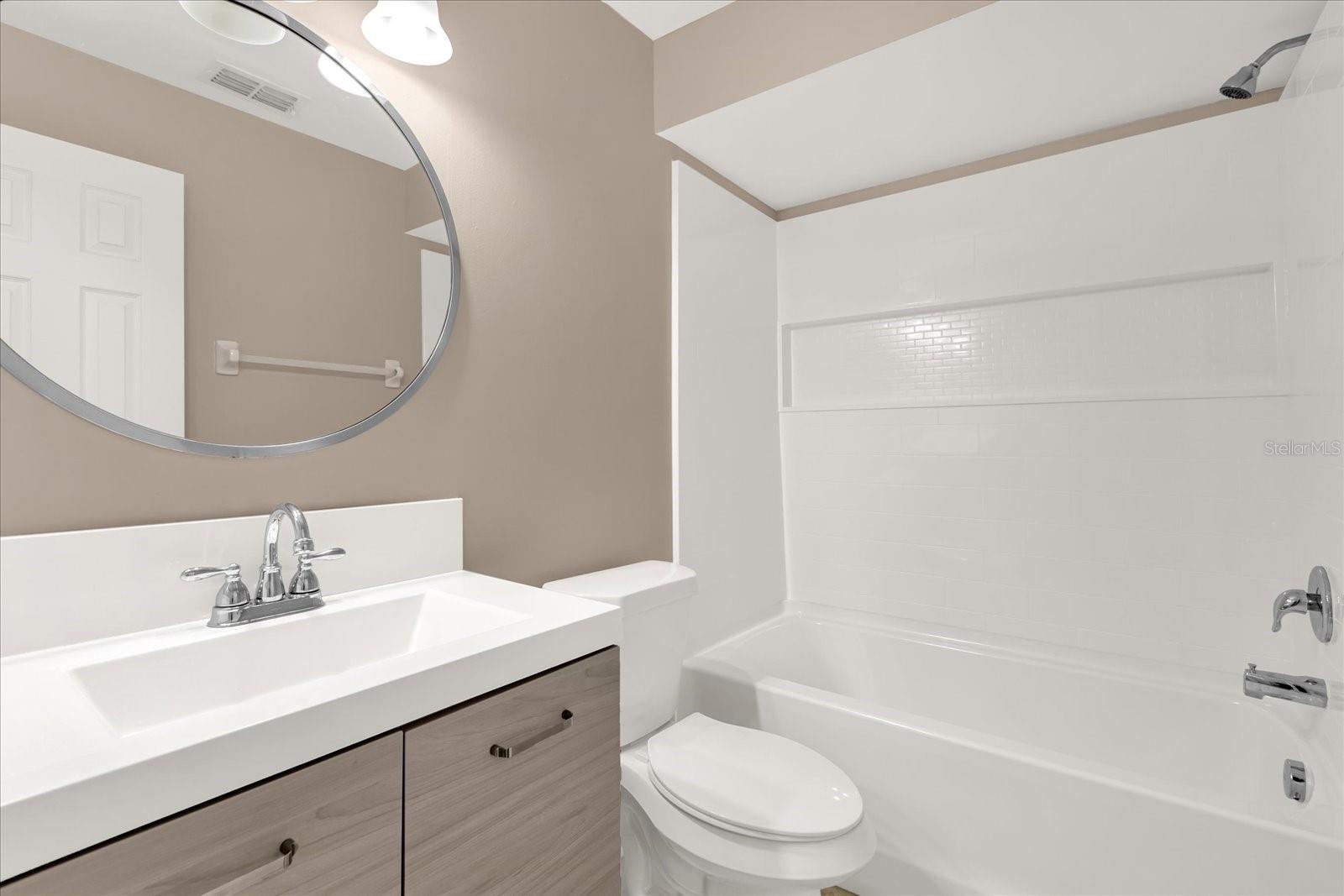 RIVER CREST - Residential