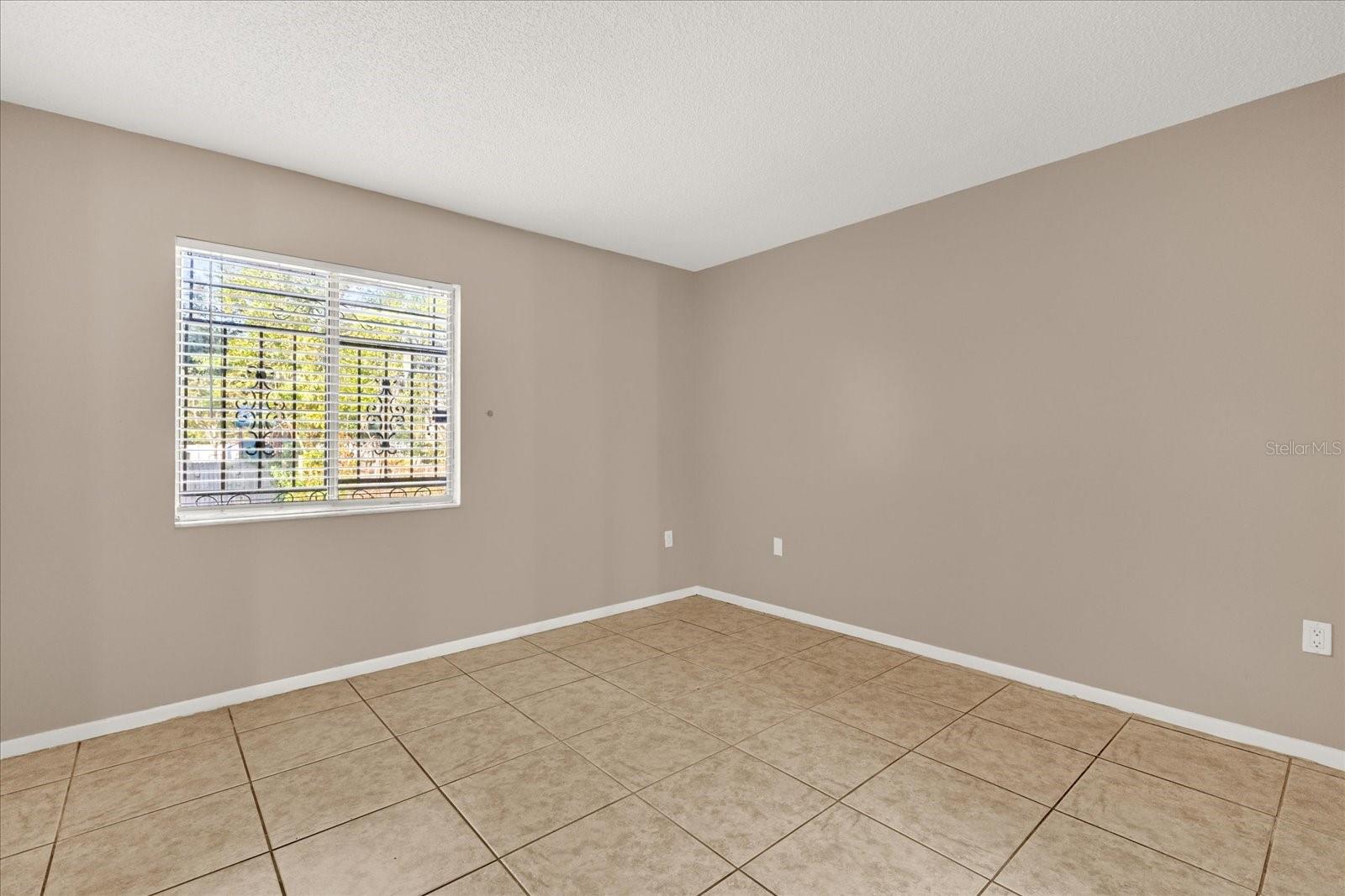 RIVER CREST - Residential