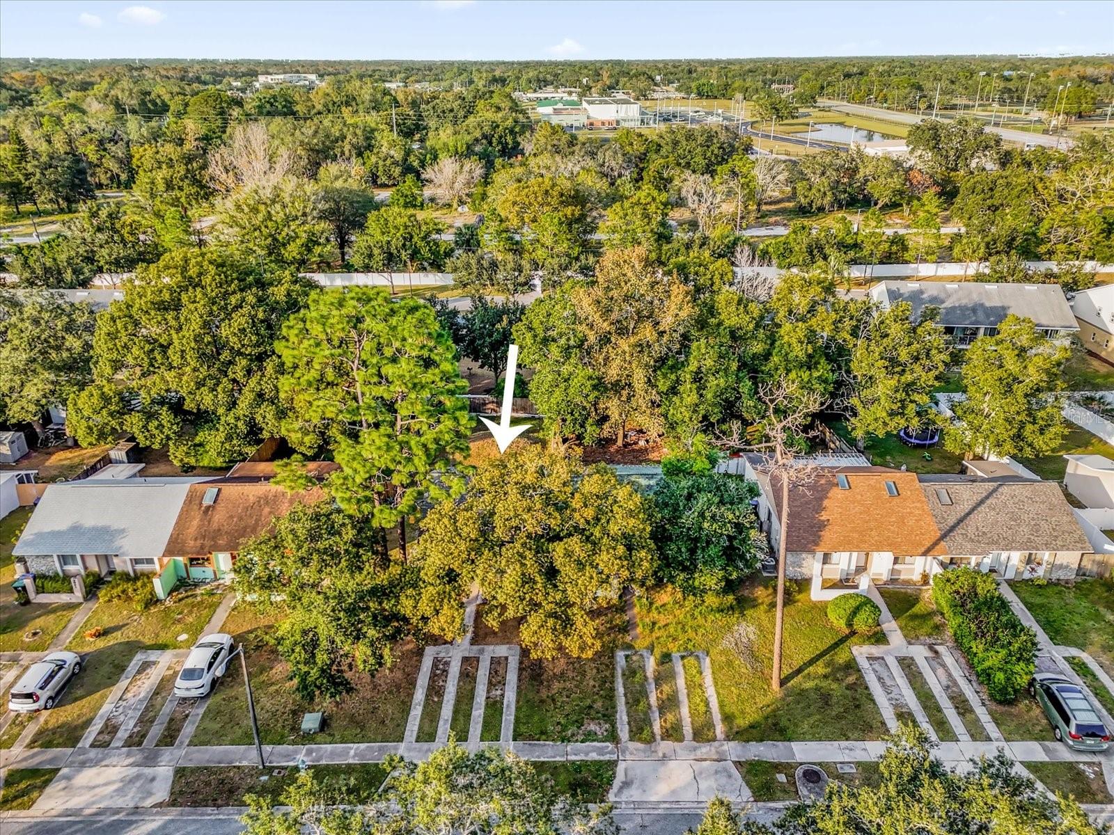 RIVER CREST - Residential