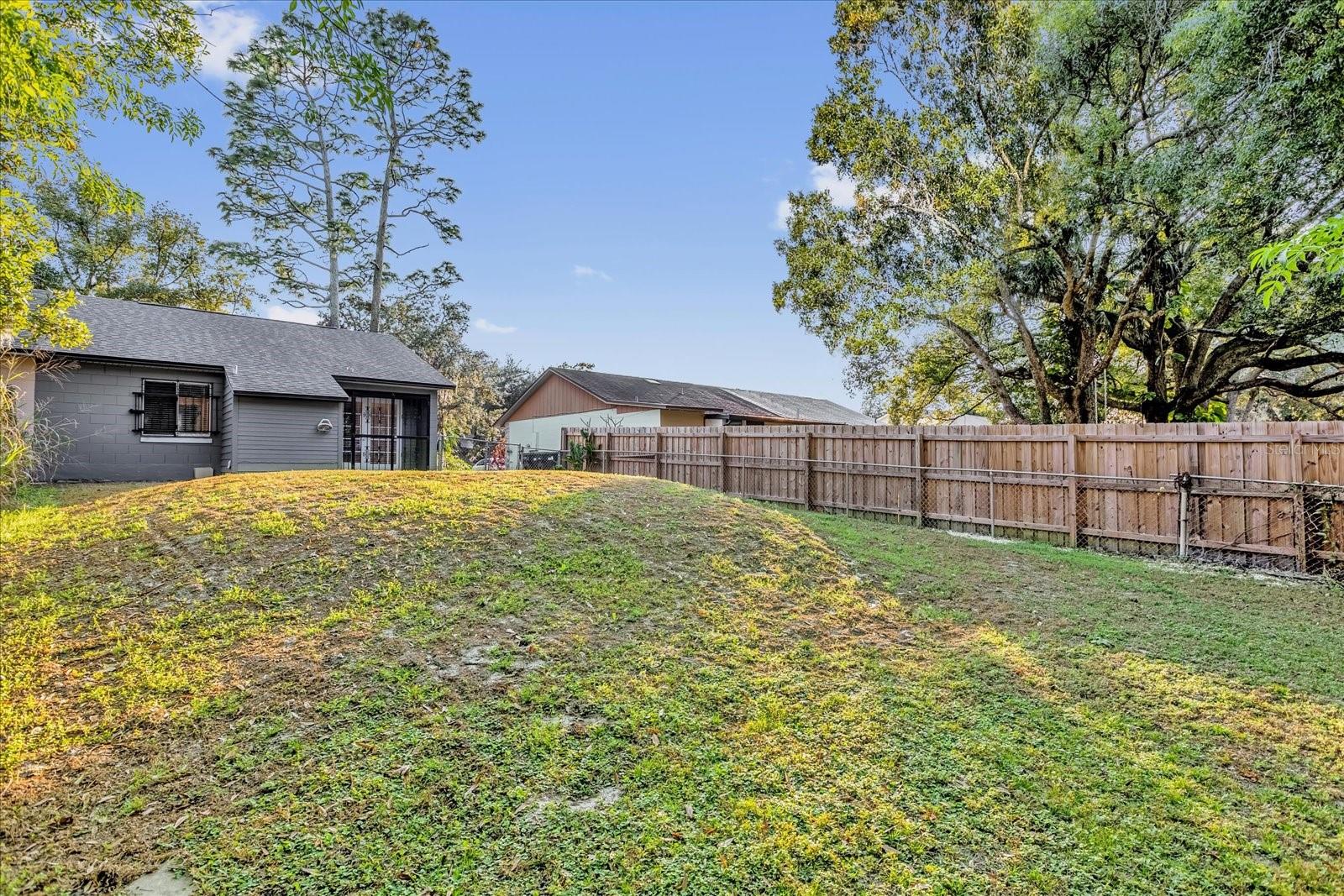 RIVER CREST - Residential