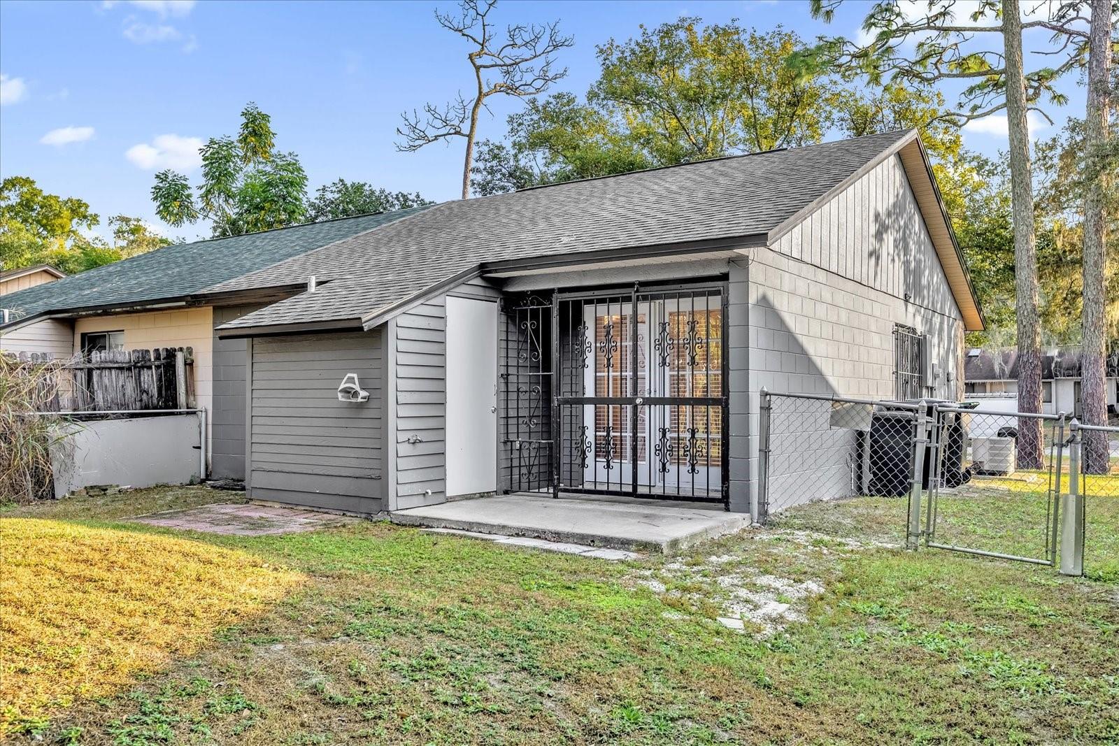 RIVER CREST - Residential