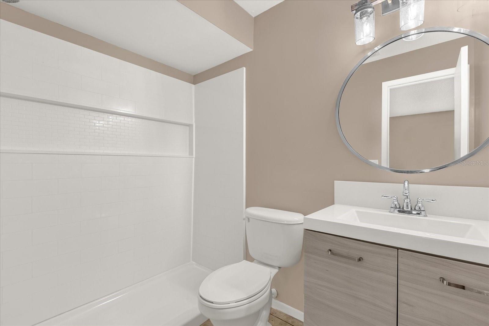 RIVER CREST - Residential