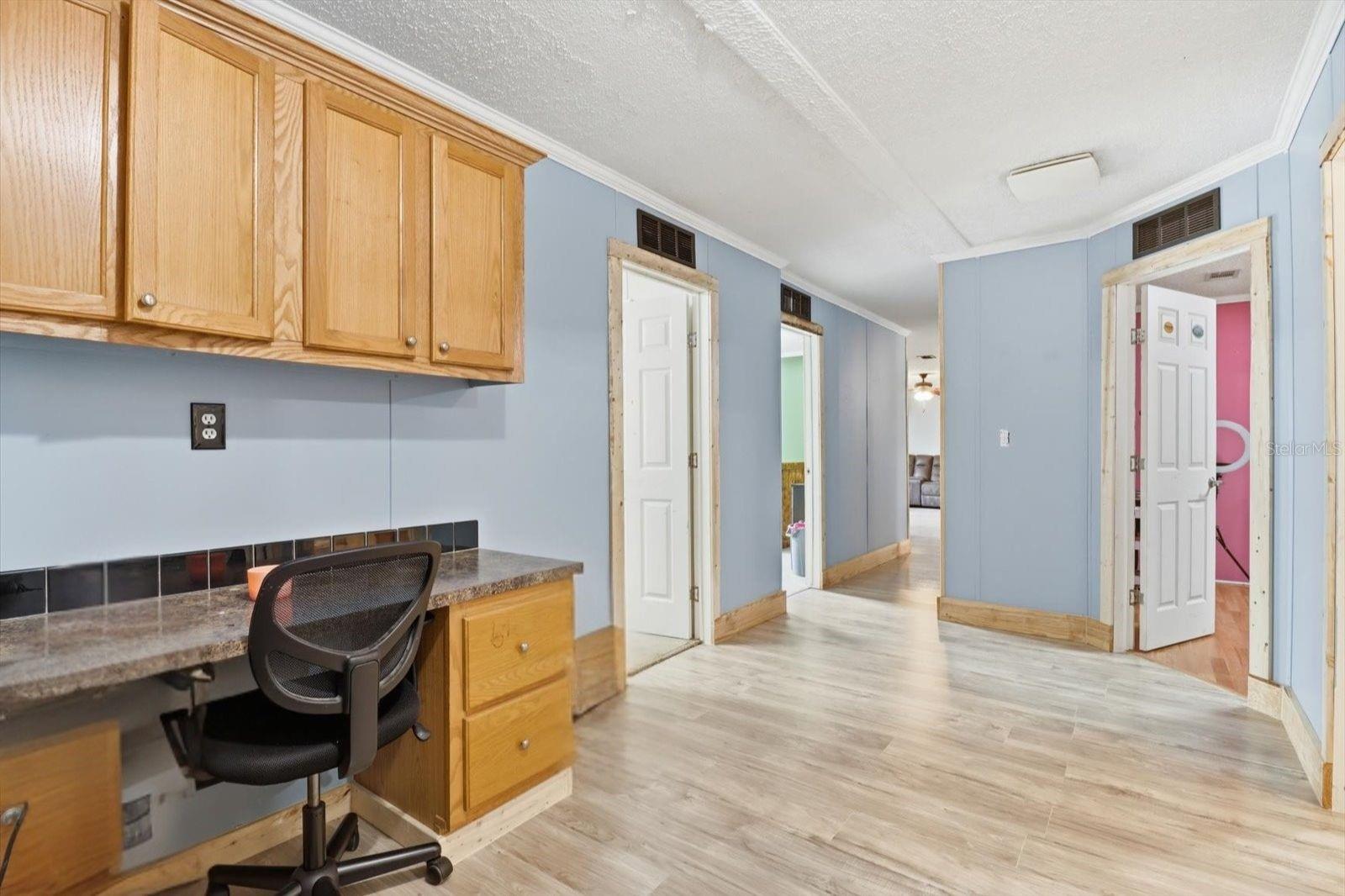 CRYSTAL MANOR UNIT 01 - Residential