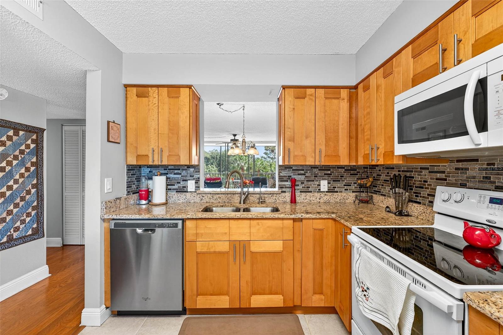 COVE CAY VILLAGE III - Residential