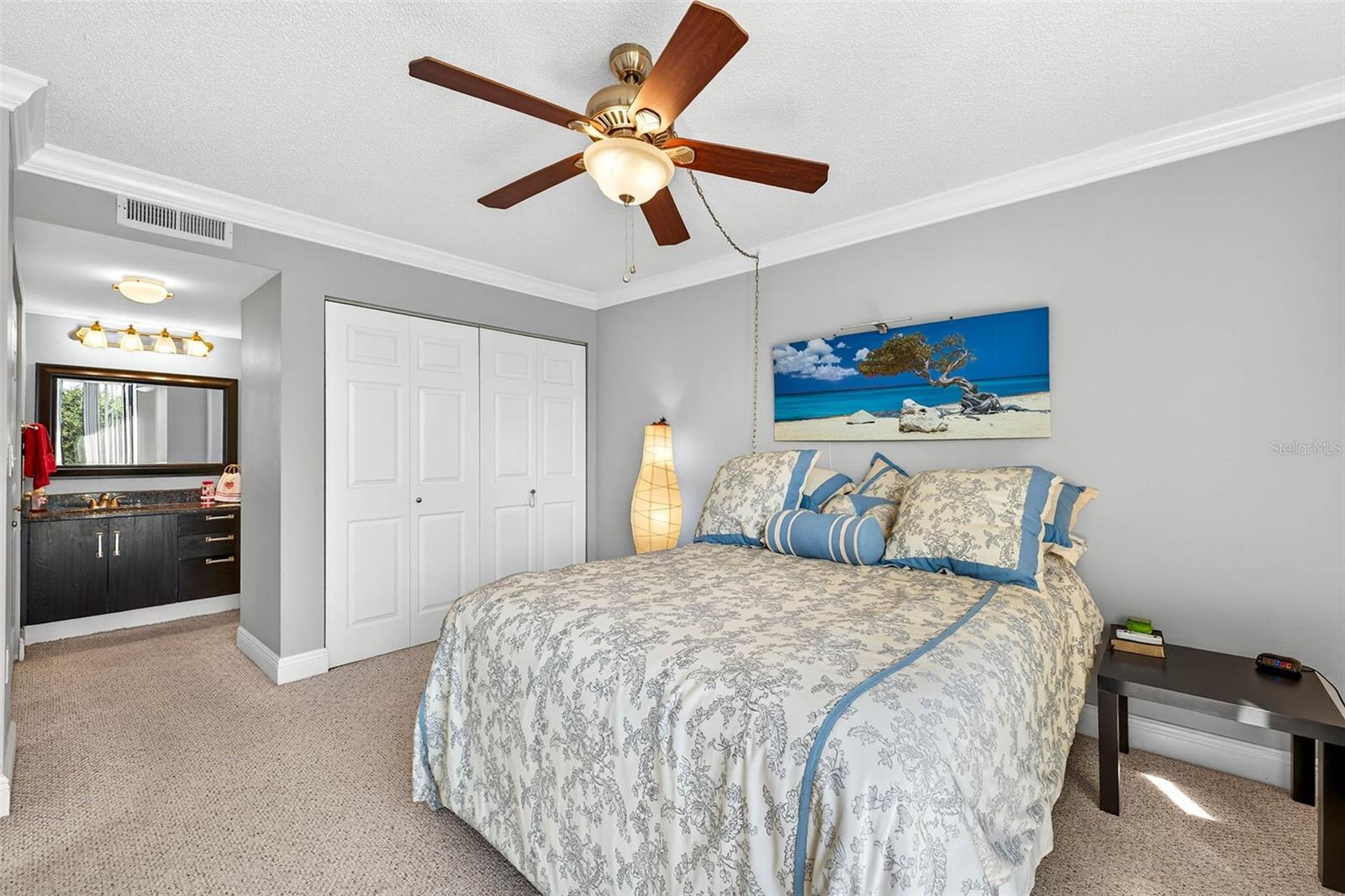 COVE CAY VILLAGE III - Residential