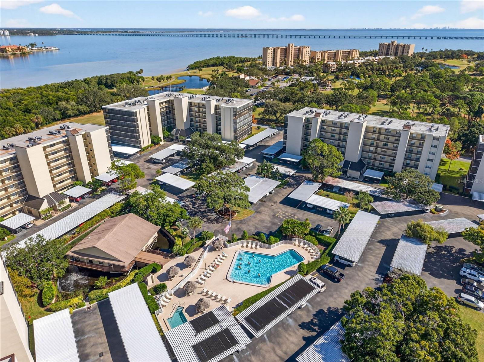 COVE CAY VILLAGE III - Residential