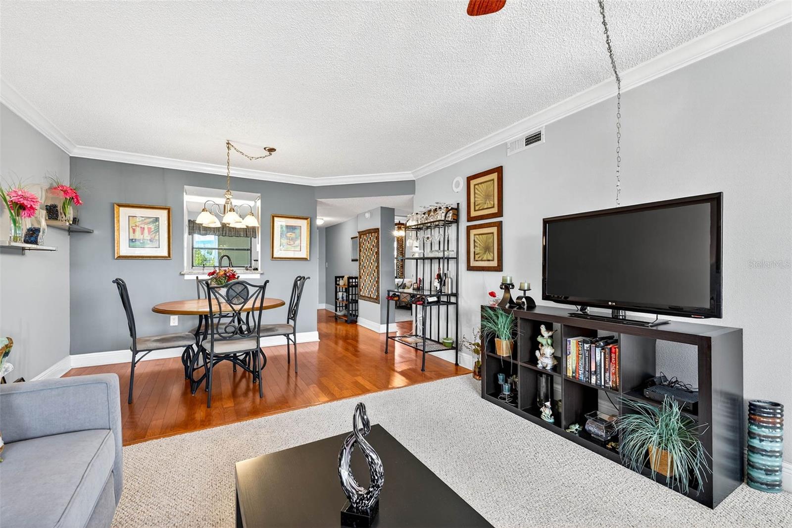 COVE CAY VILLAGE III - Residential