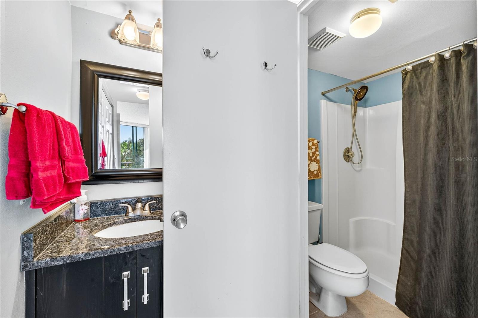 COVE CAY VILLAGE III - Residential