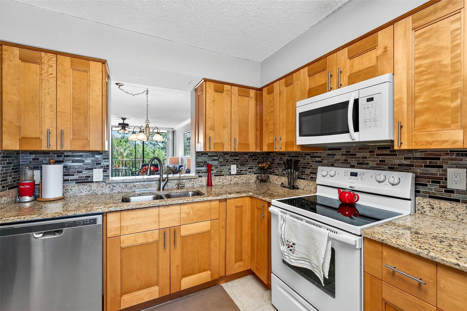 COVE CAY VILLAGE III - Residential