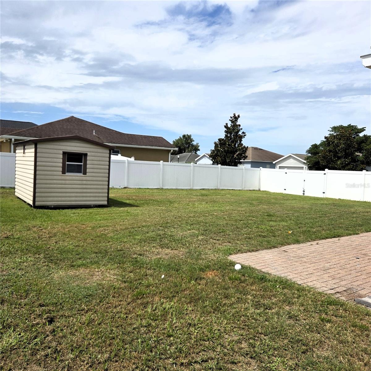 2269 COUNTRY MANOR STREET