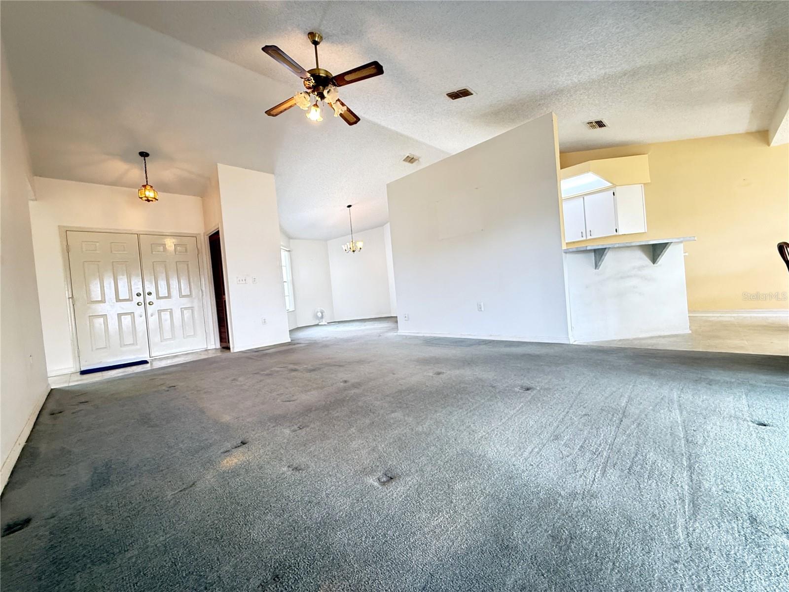 SPRING HILL - Residential