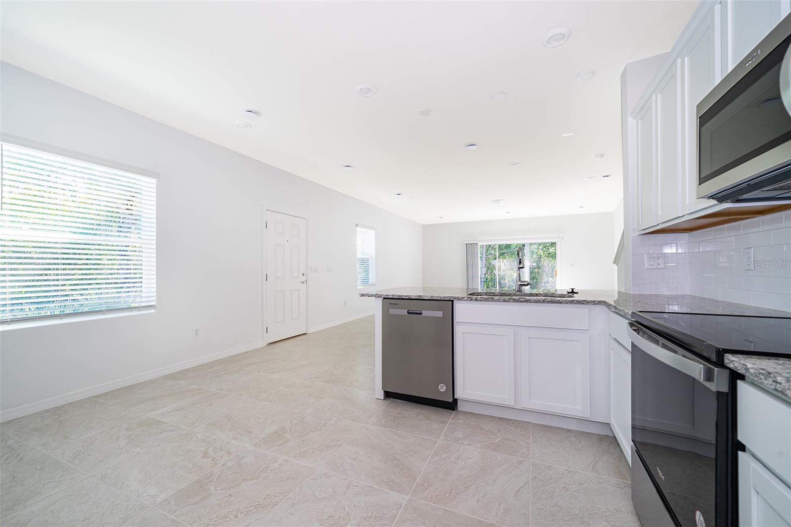 CYPRESS CAY PH 1 - Residential Lease