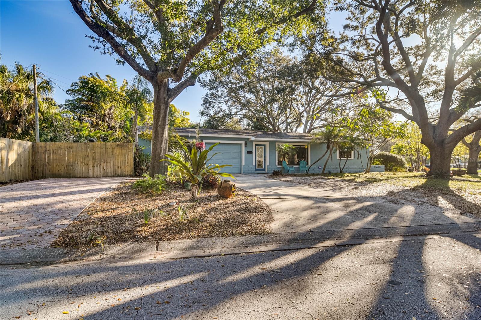 TYRONE PARK - Residential