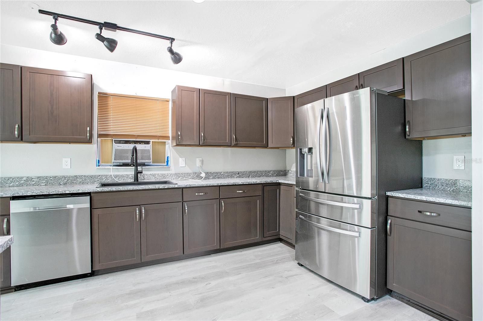 RUSKIN COLONY FARMS 1ST EXTENS - Residential