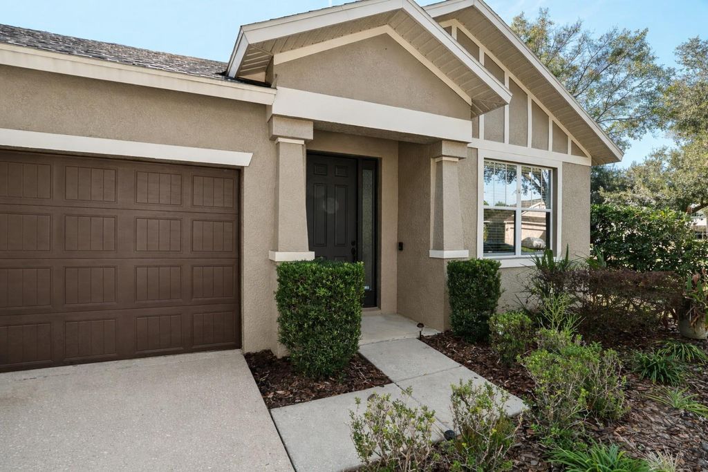 Photo of 2918 Winglewood Circle, Lutz, FL 33558 (MLS # TB8454452)