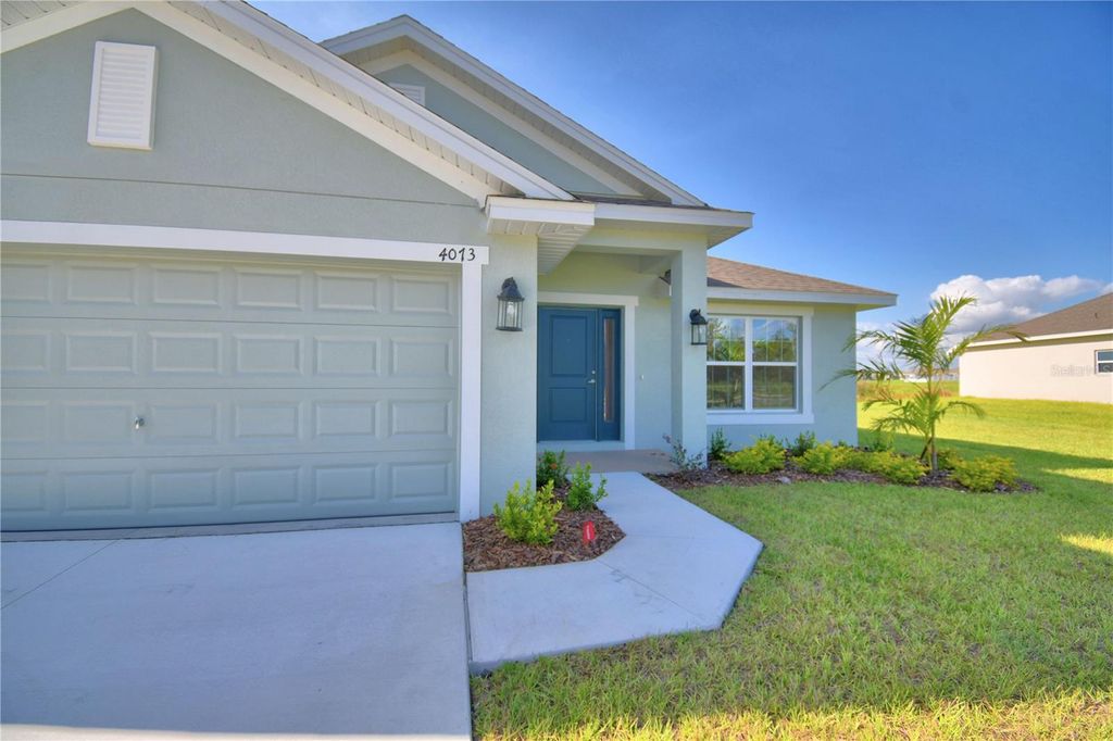 Photo of 4042 Tullamore Lane, Auburndale, FL 33823 (MLS # L4953942)