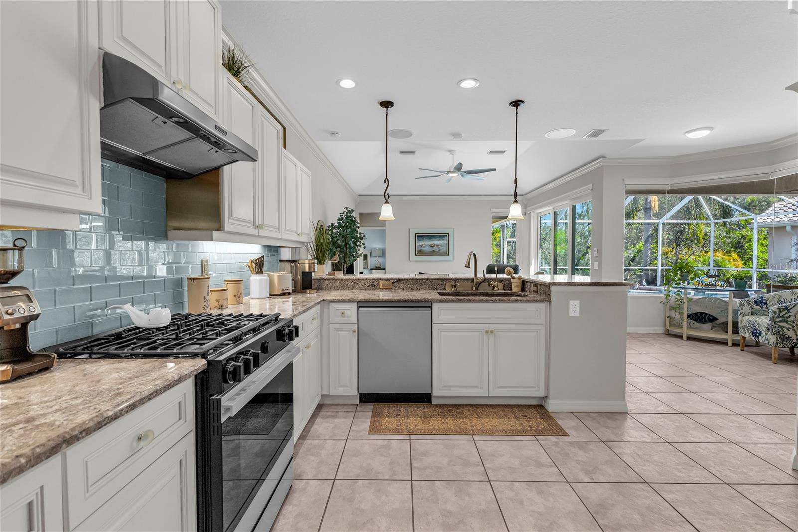 EDGEWATER VILLAGE SUBPHASE B - Residential