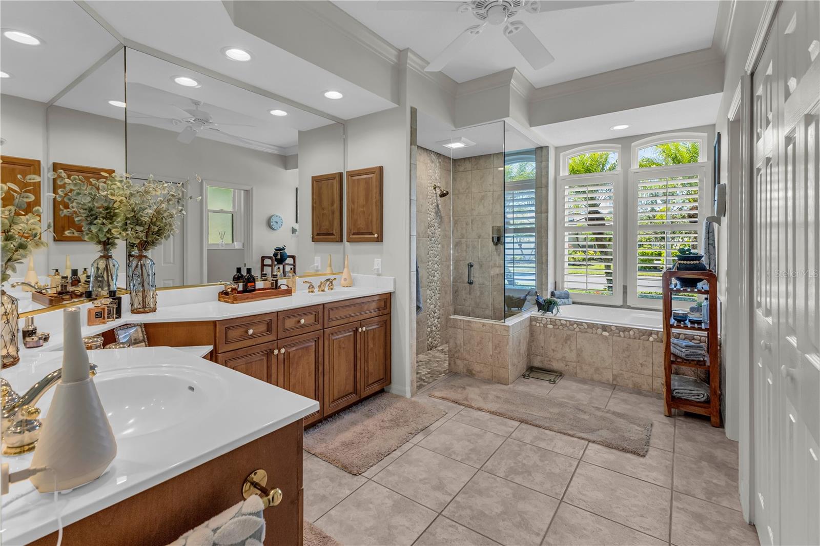 EDGEWATER VILLAGE SUBPHASE B - Residential