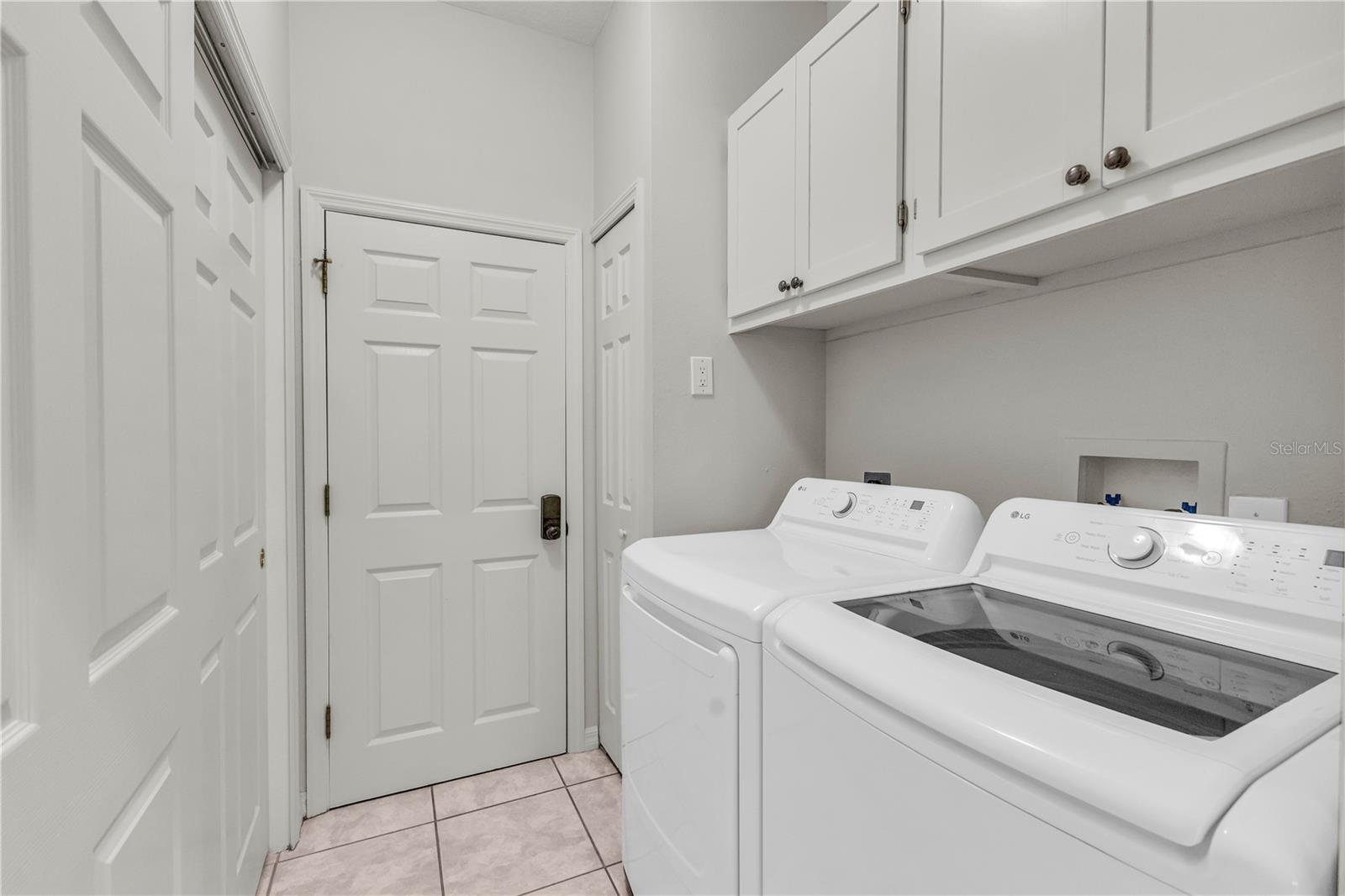 EDGEWATER VILLAGE SUBPHASE B - Residential