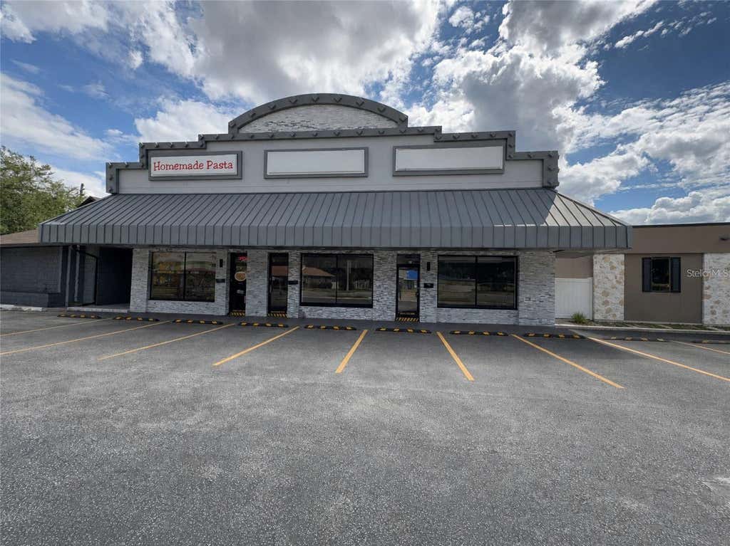 Photo of 4207 Edgewater Drive, Orlando, FL 32804 (MLS # G5115417)