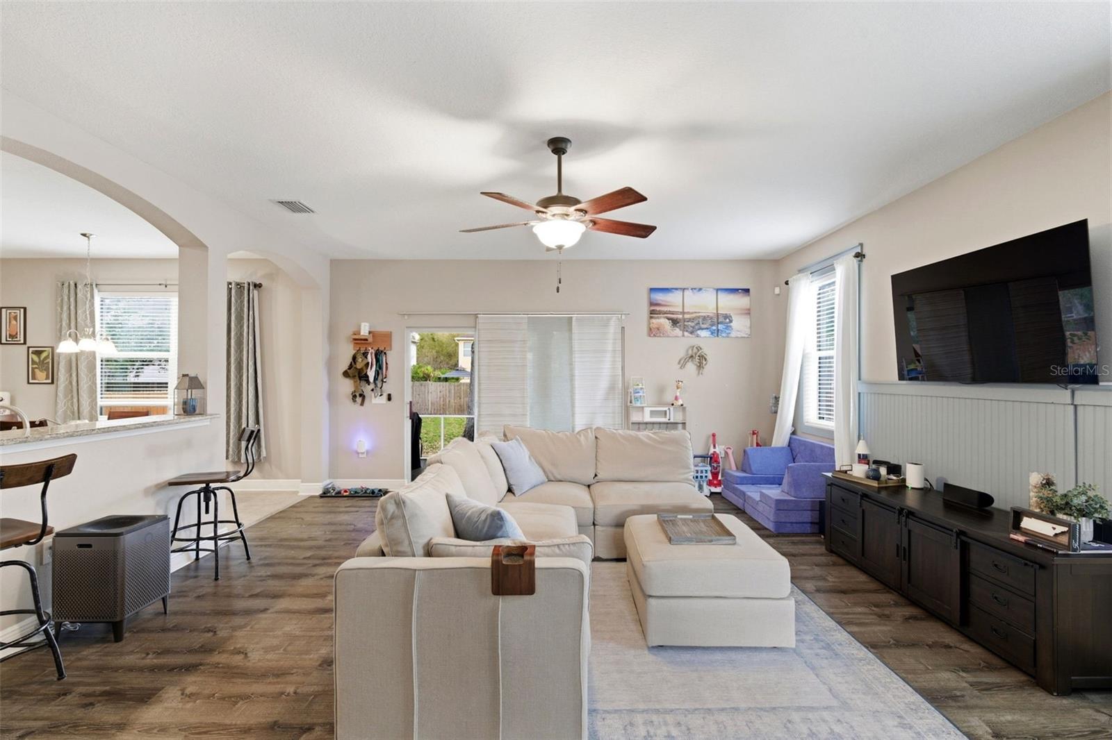 ELLIOTTS E E SUB - Residential