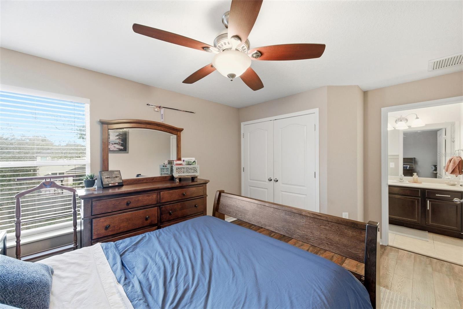 ELLIOTTS E E SUB - Residential