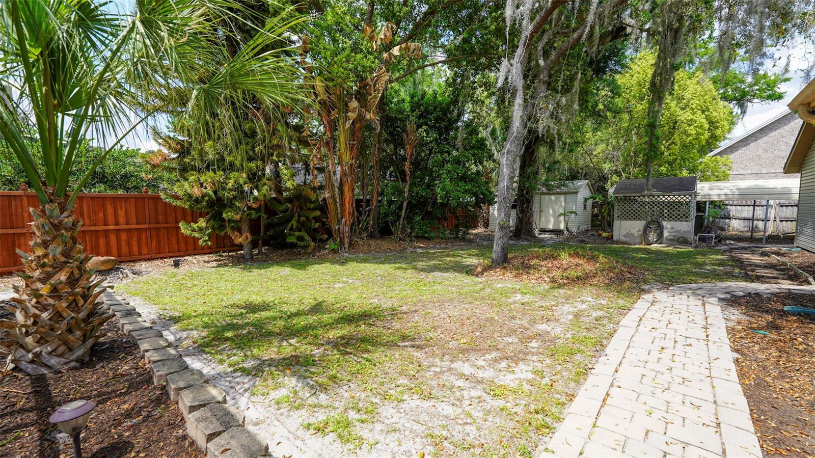 BRYNWOOD - Residential