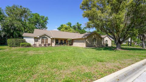 Photo of 204 Brynwood Lane, Sanford, FL 32771 (MLS # O6395191)