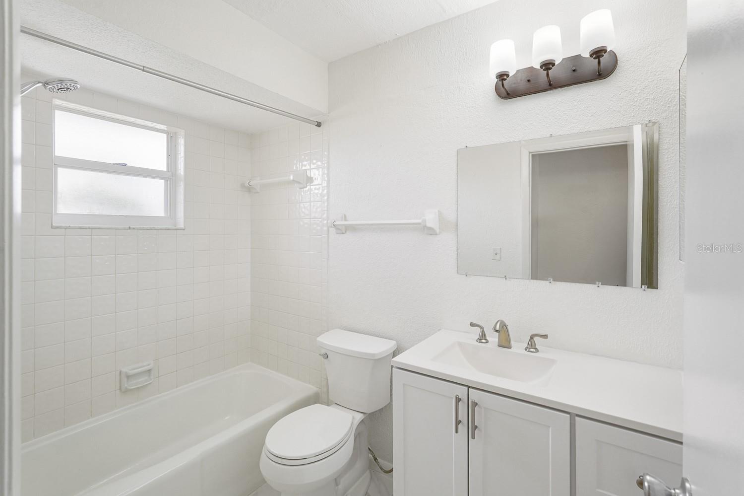 MEADOW RUN AT JACARANDA - Residential