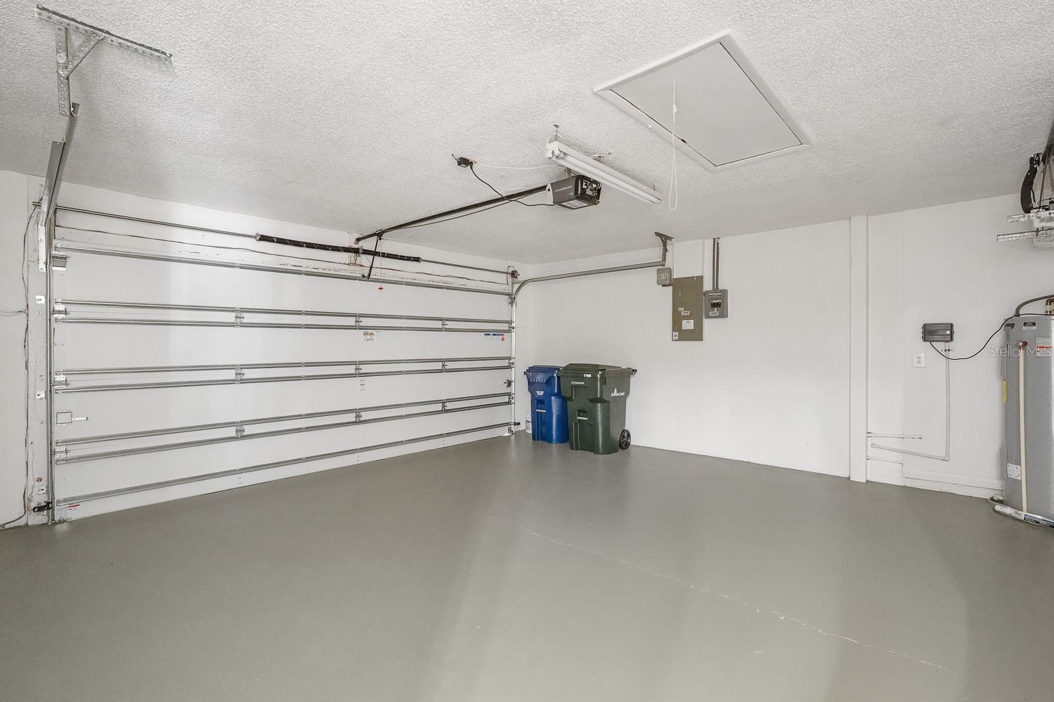 MEADOW RUN AT JACARANDA - Residential