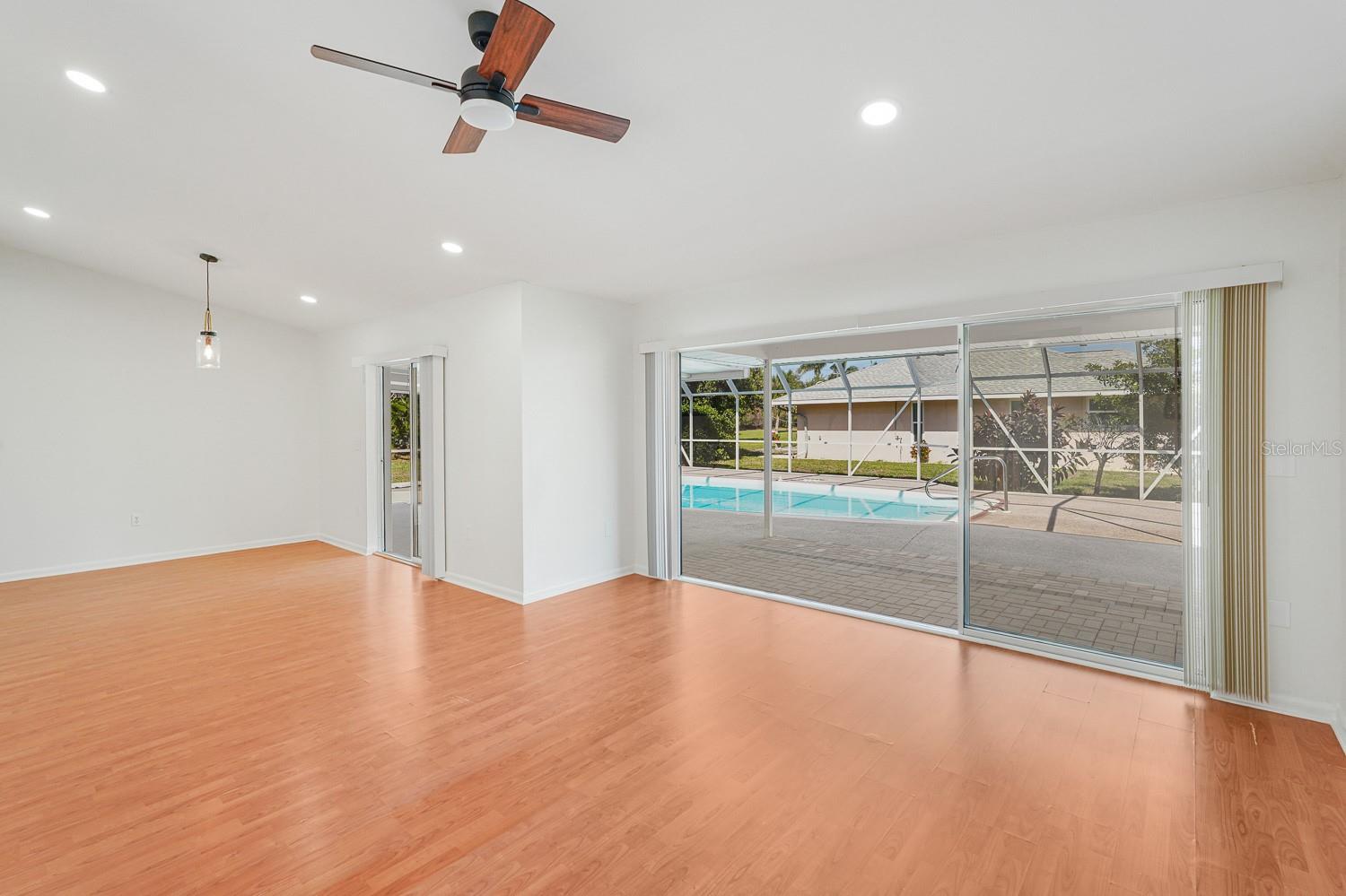 MEADOW RUN AT JACARANDA - Residential