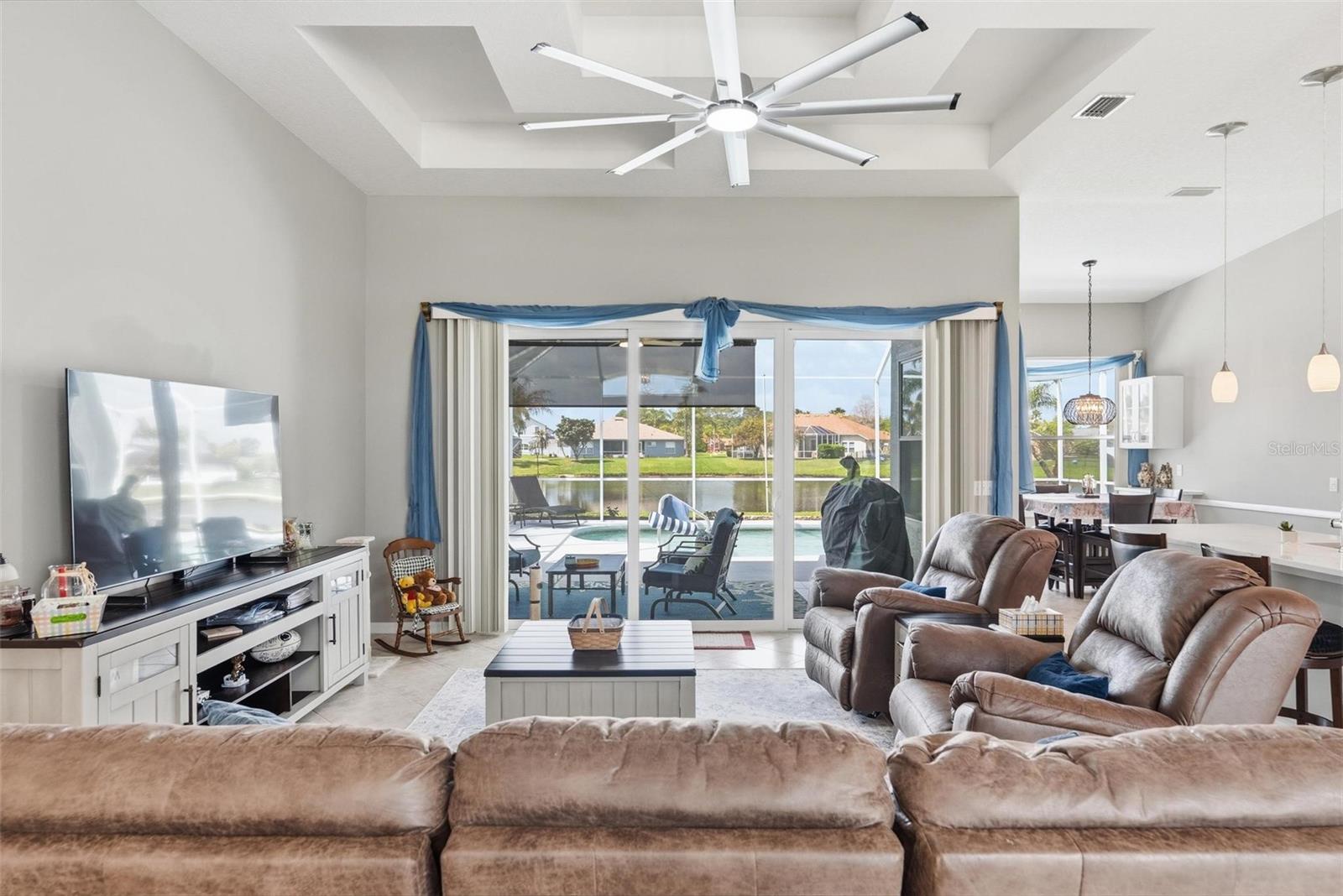 WATERS EDGE - Residential