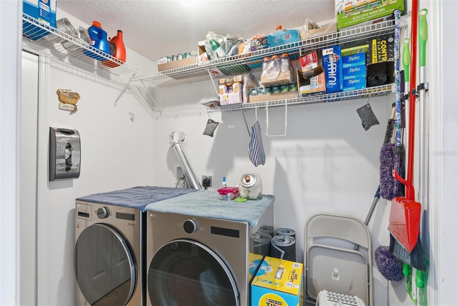 WATERS EDGE - Residential