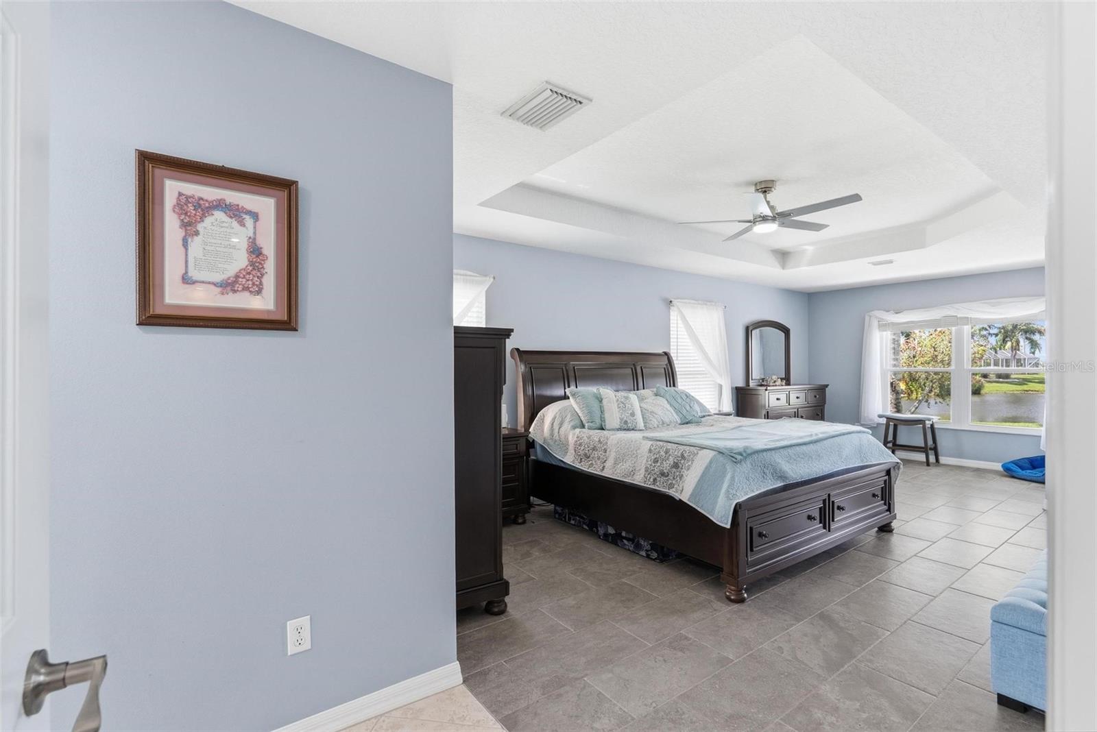 WATERS EDGE - Residential