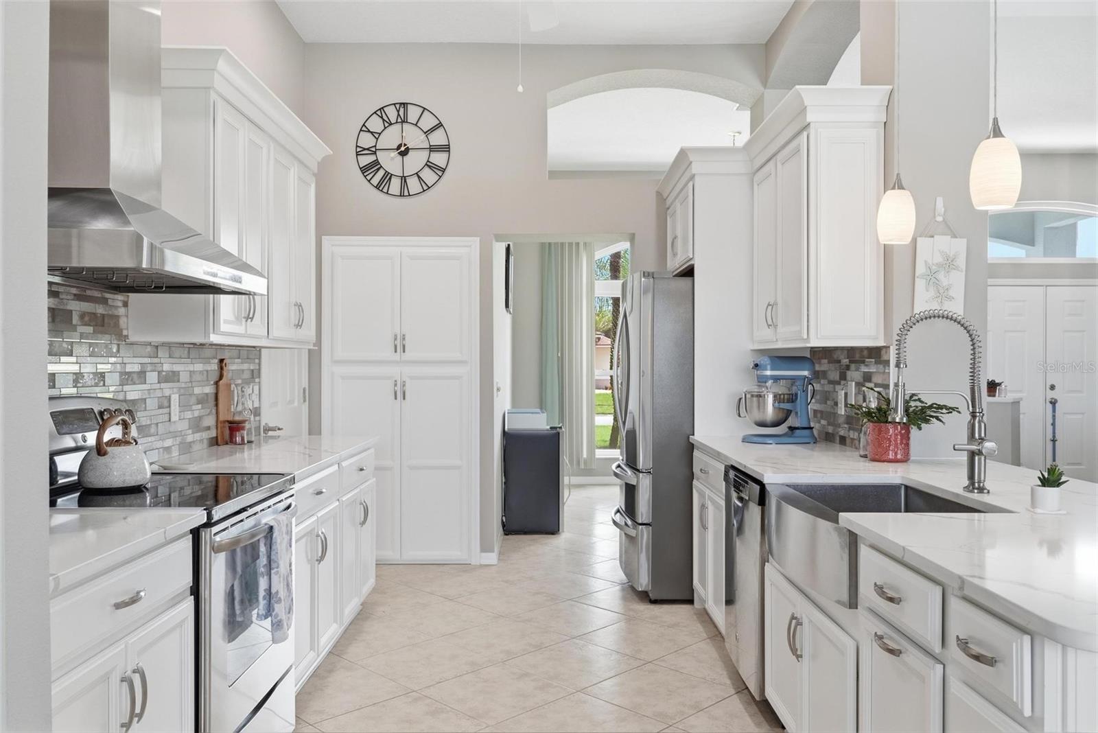 WATERS EDGE - Residential