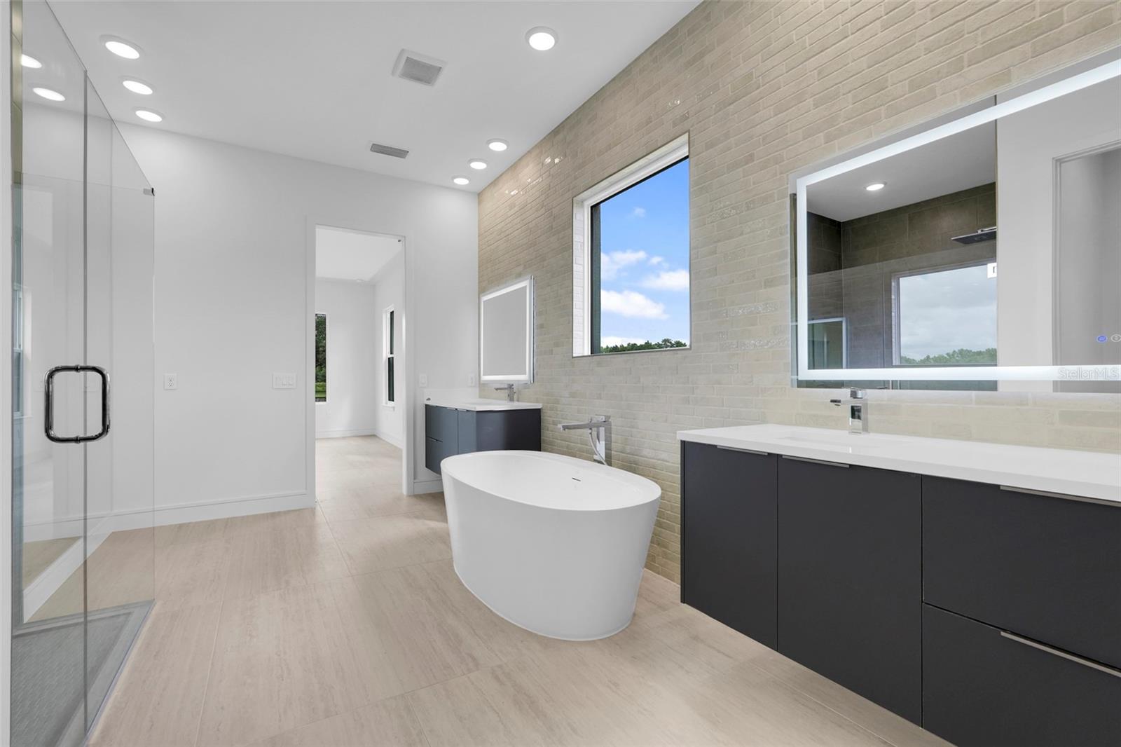 HAMPTON GREEN AT PROVIDENCE - Residential