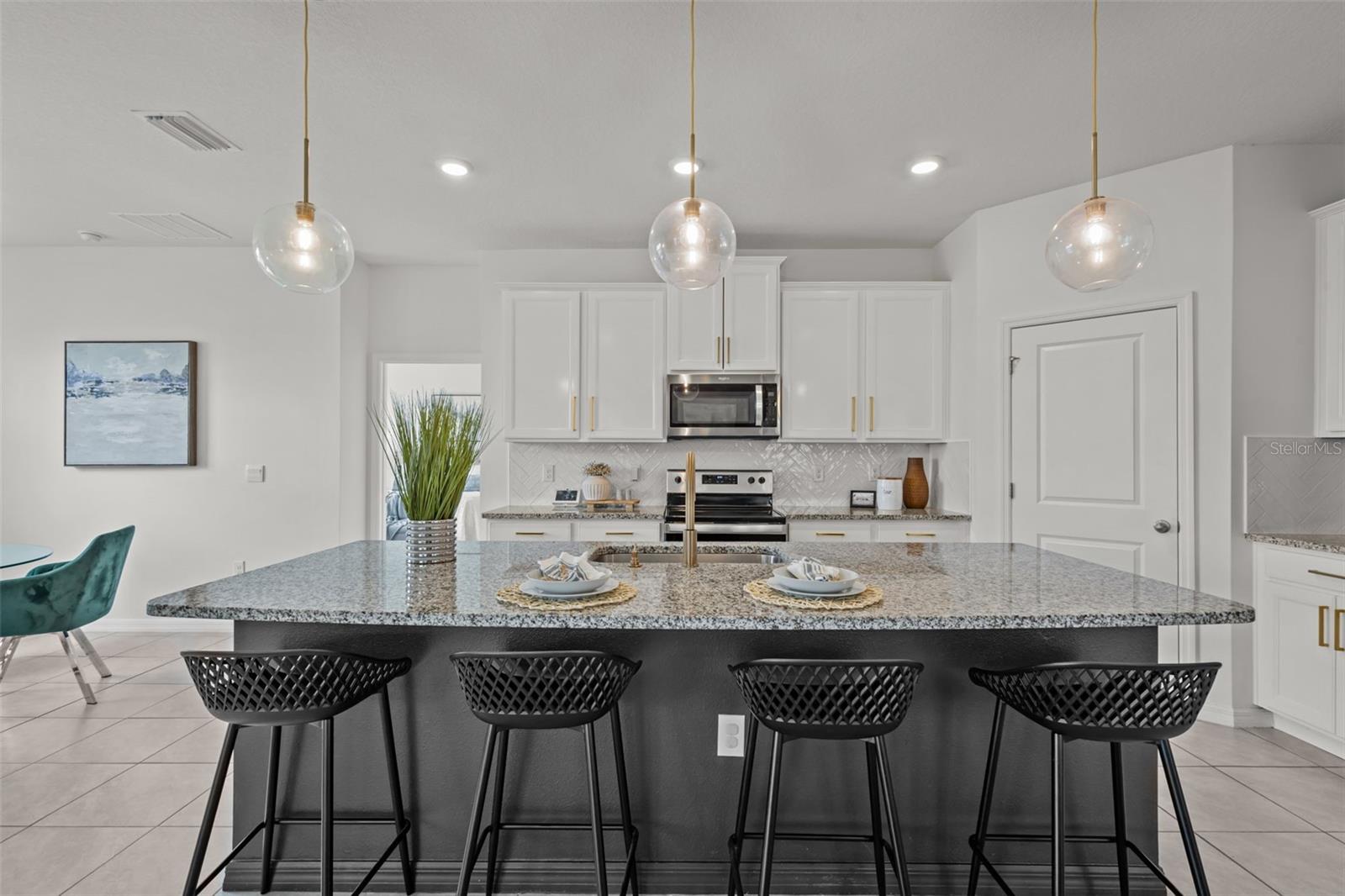 32326 CONCHSHELL SAIL STREET