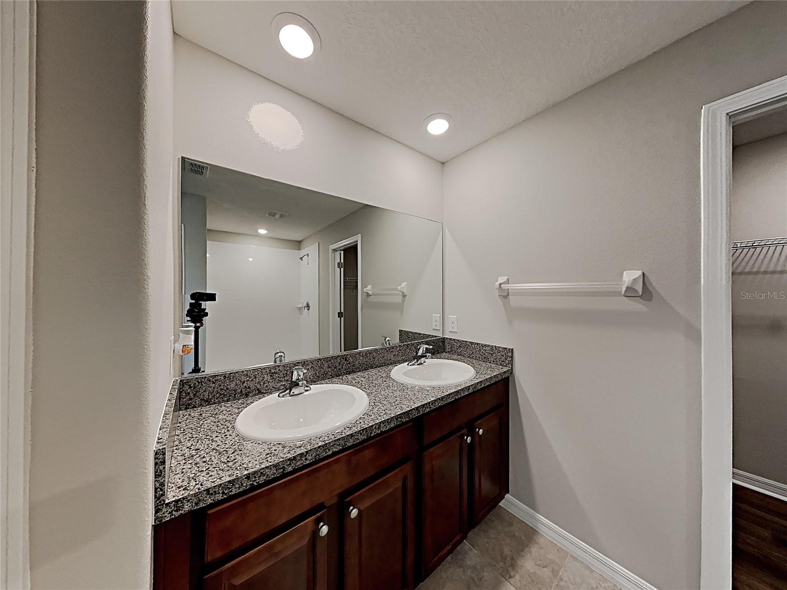 LEISEY SUB - Residential