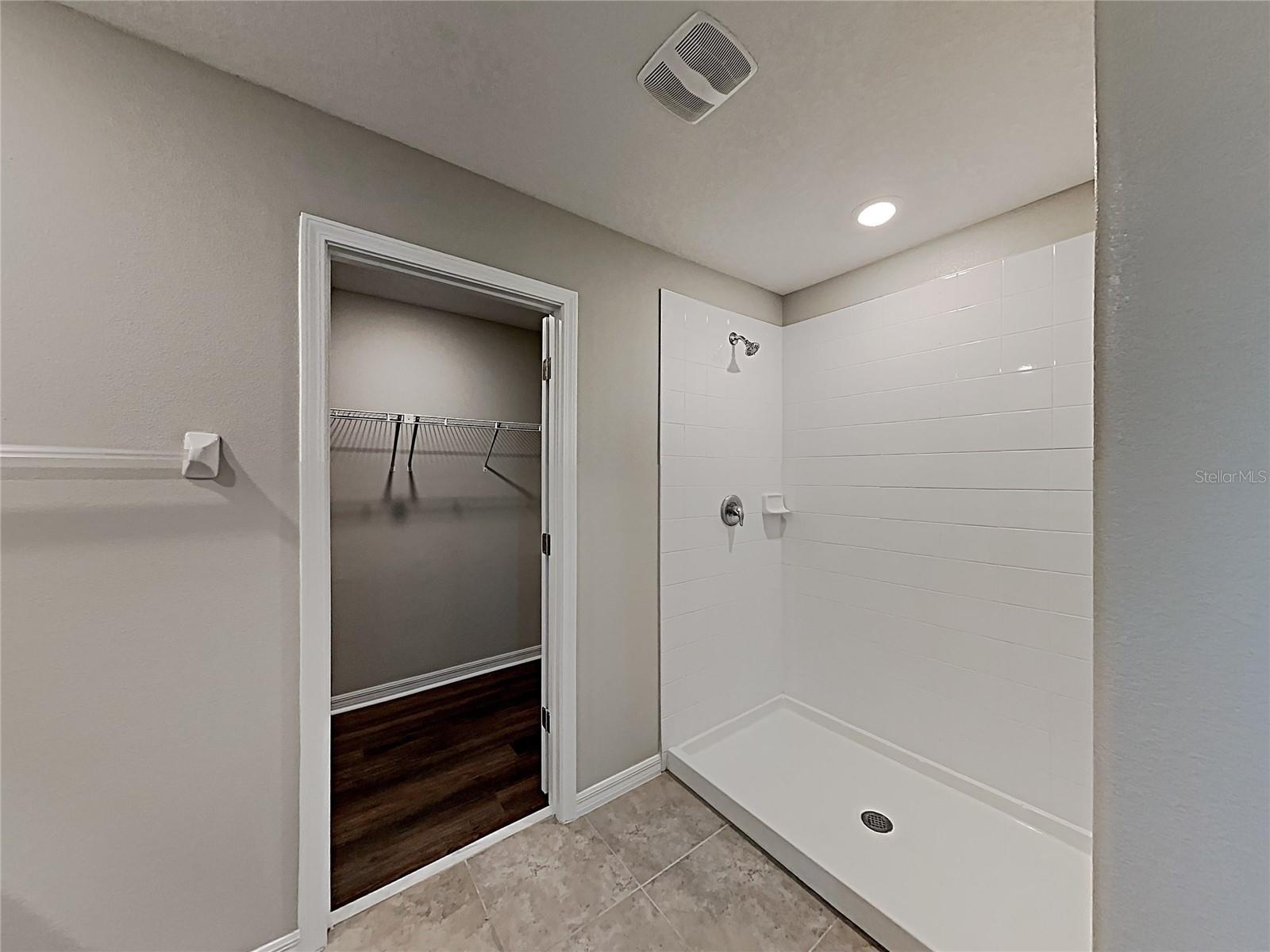 LEISEY SUB - Residential