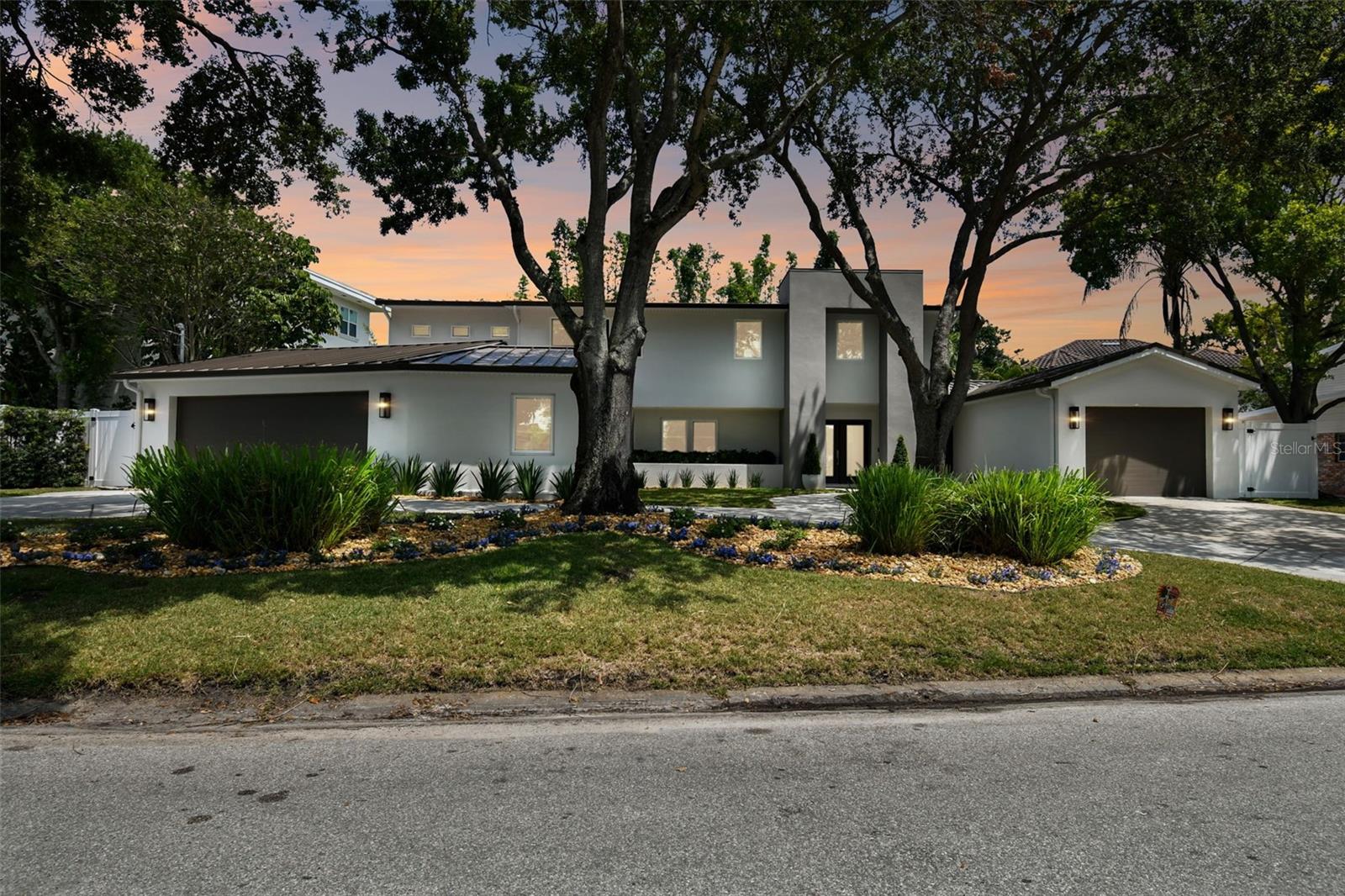 BAYSHORE ESTATES 4 - Residential