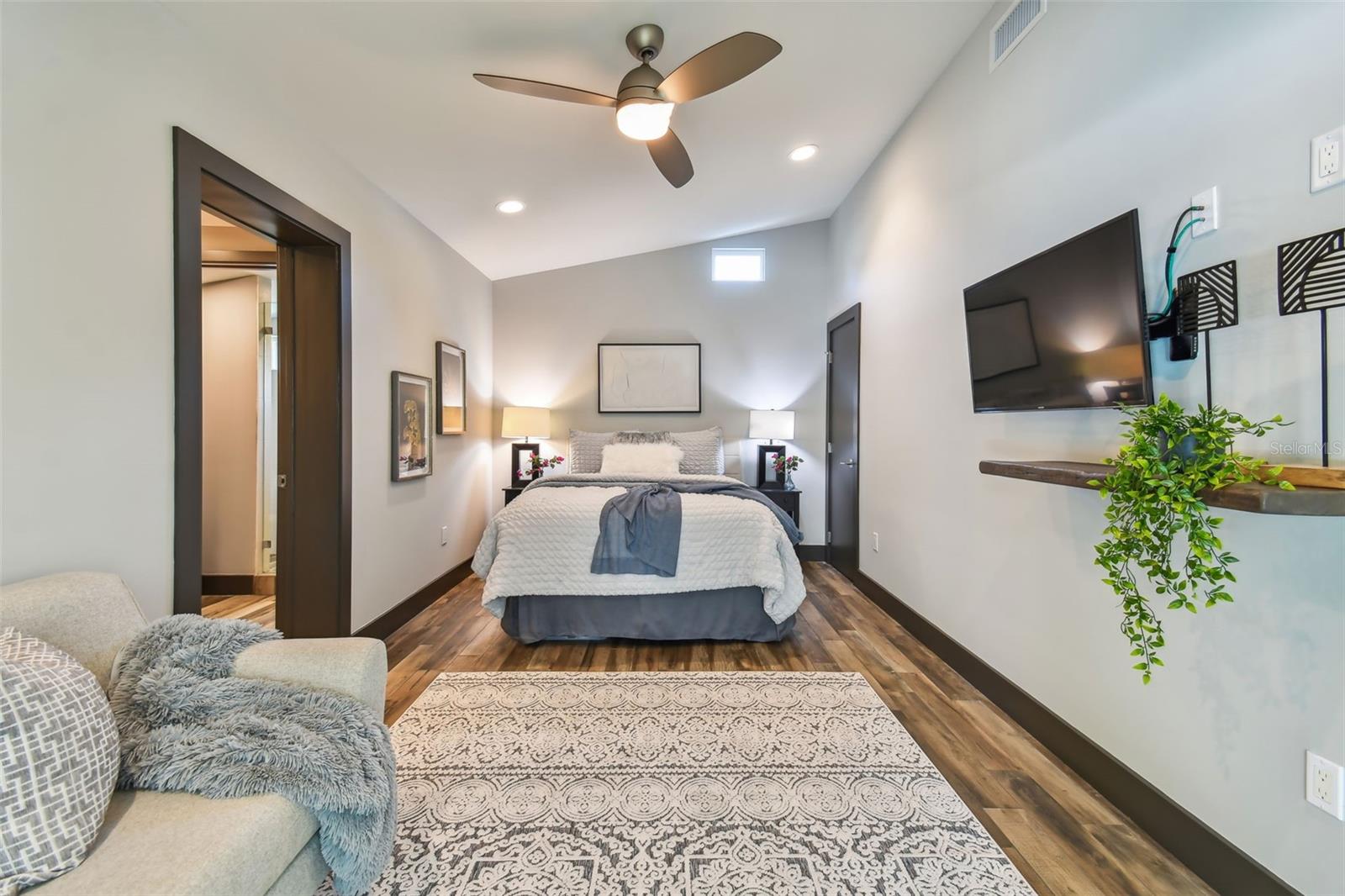 BAYSHORE ESTATES 4 - Residential