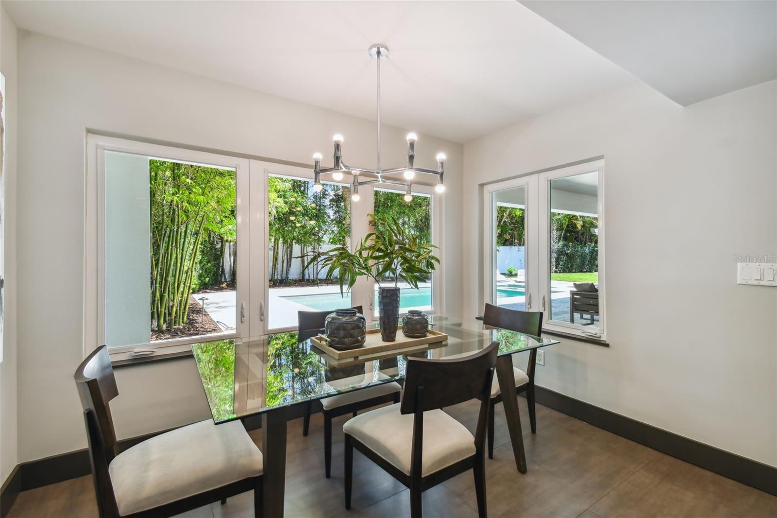 BAYSHORE ESTATES 4 - Residential