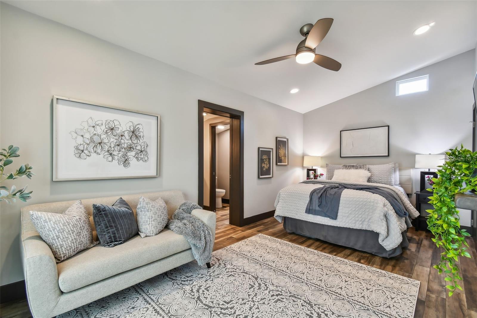 BAYSHORE ESTATES 4 - Residential