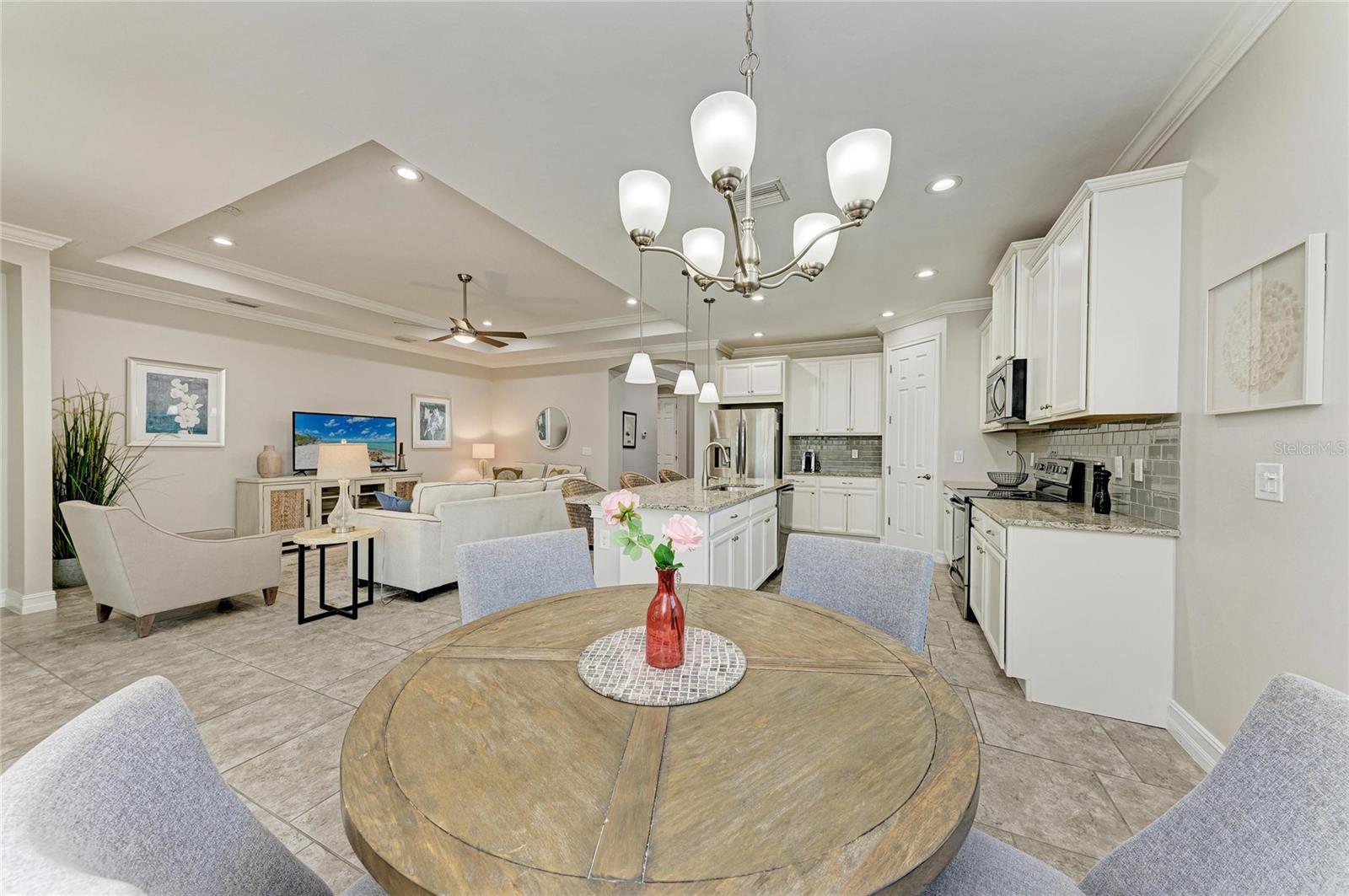 TOSCANA ISLES UN 1 - Residential