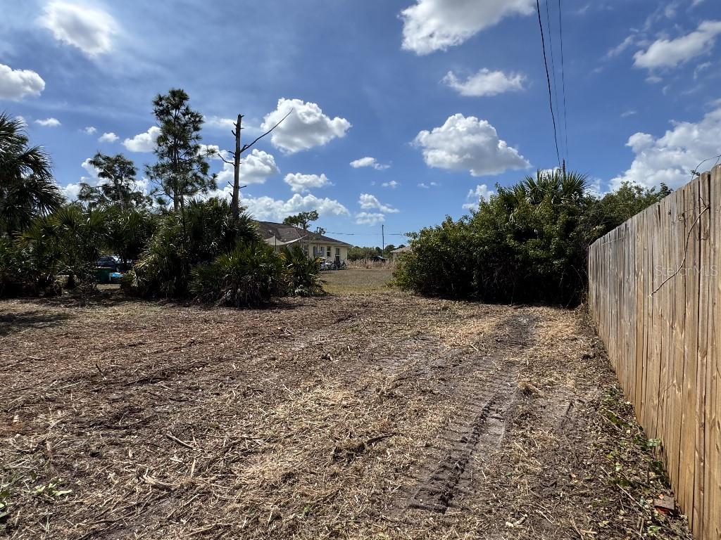 PORT CHARLOTTE SEC 095 - Land