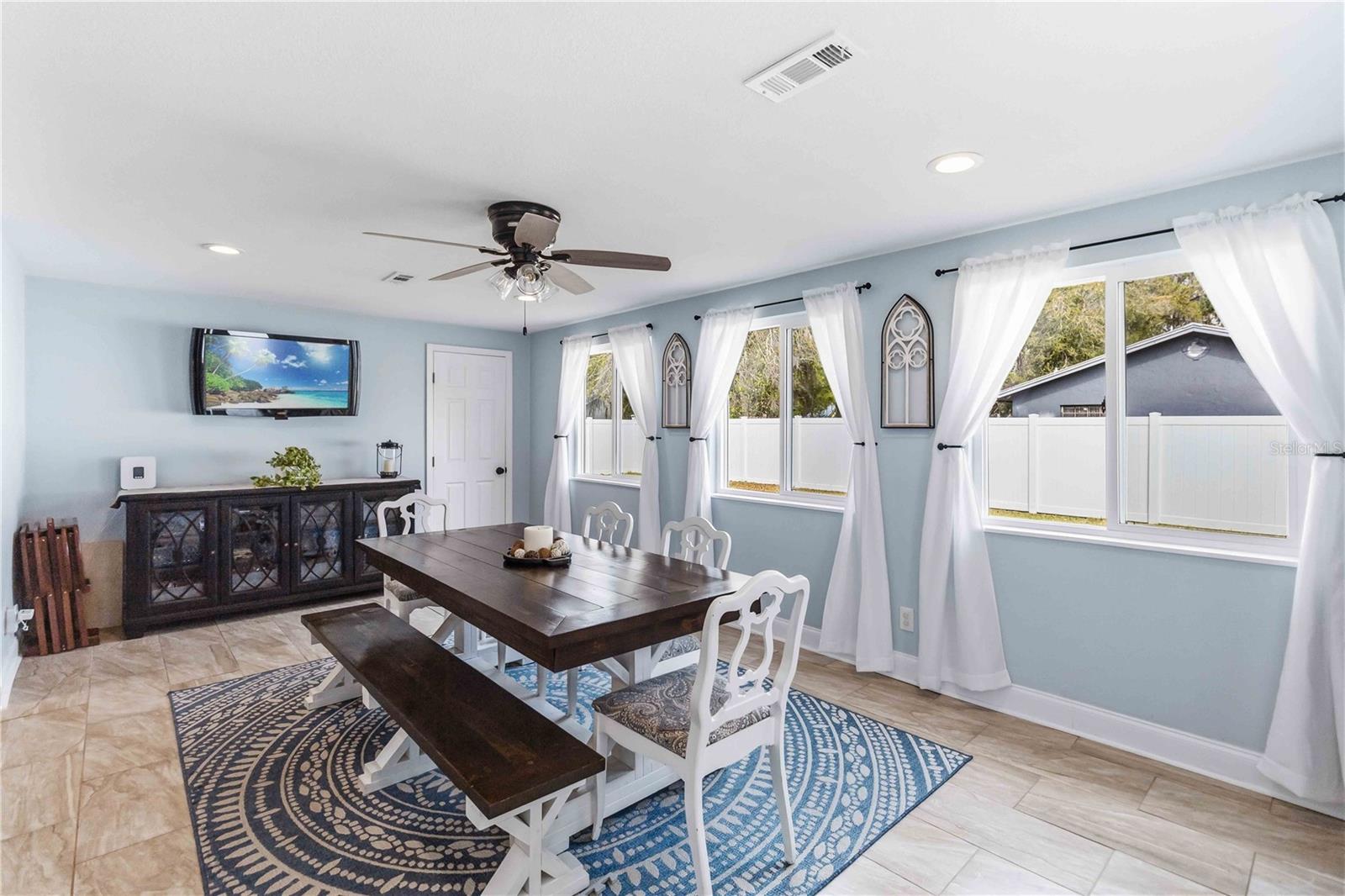 PINE LAKE ESTATES UNIT B - Residential