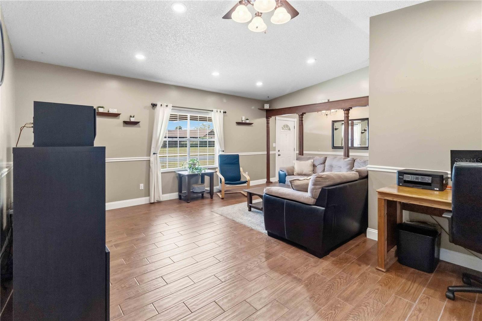 PINE LAKE ESTATES UNIT B - Residential