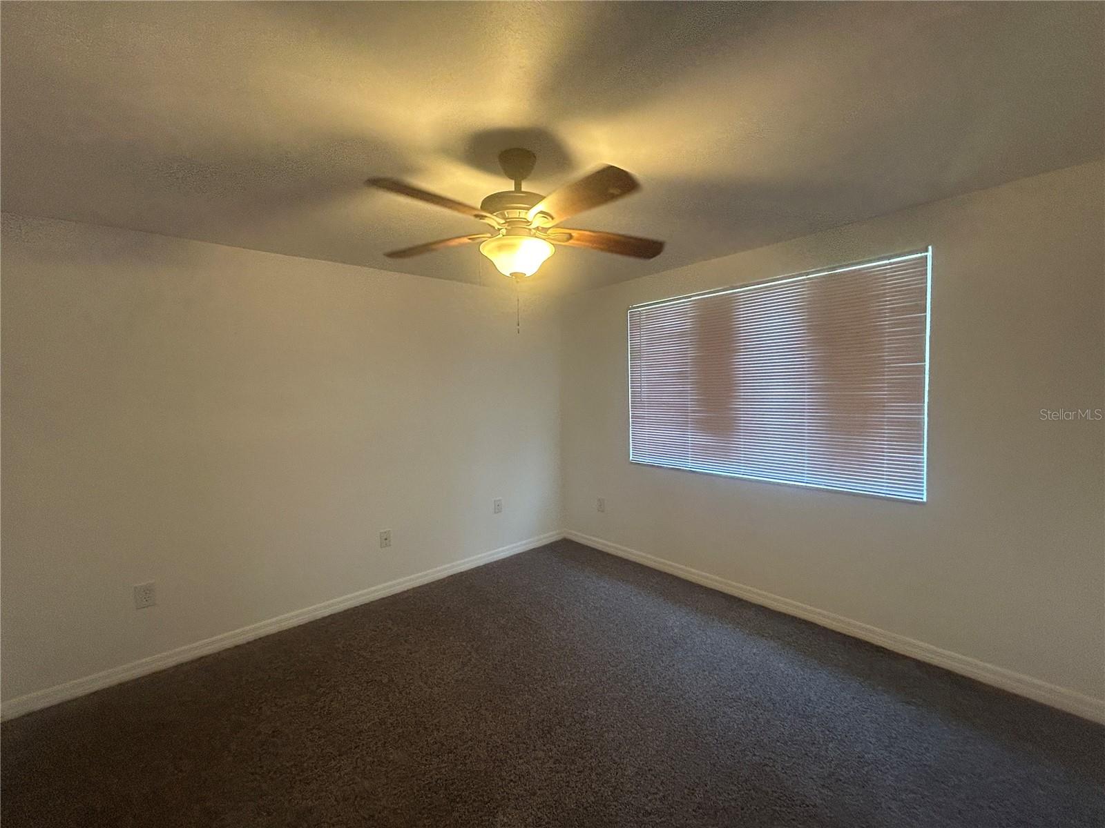 BEACON SQUARE - Residential Lease